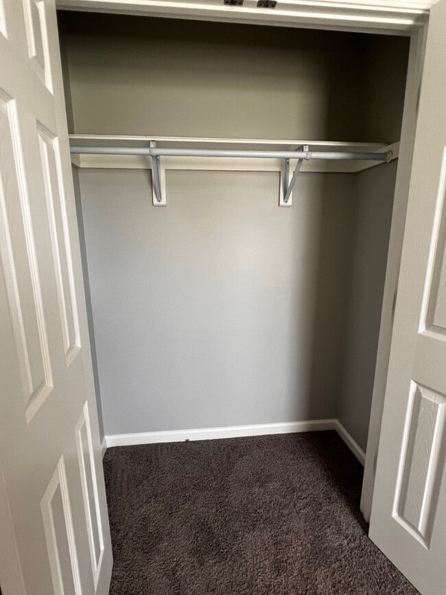 Building Photo - 92 Jackson Ave NE