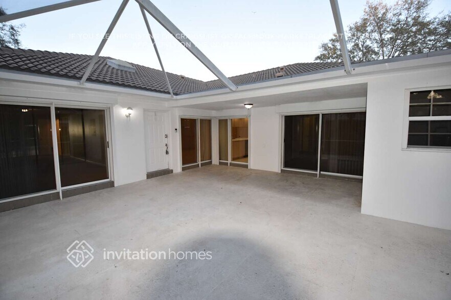 Building Photo - 7404 Geminata Oak Ct