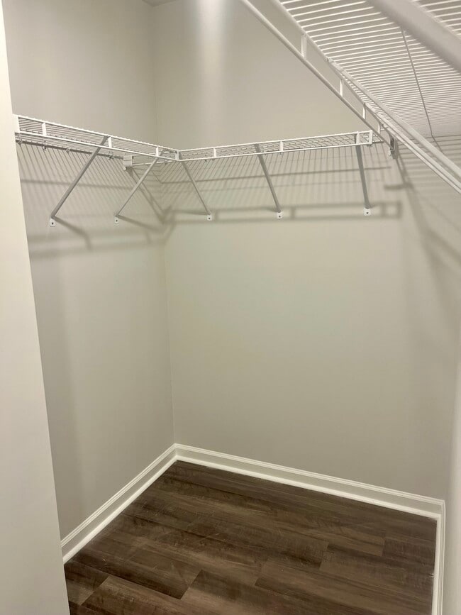 Building Photo - 3825 Sunset Harbor Rd SE