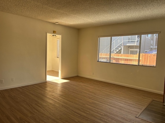 Building Photo - 224 W Palm Ave