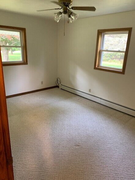 Bedroom 3 - N2118 Schacht Rd