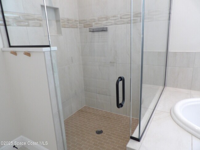 Building Photo - 4258 Trovita Cir