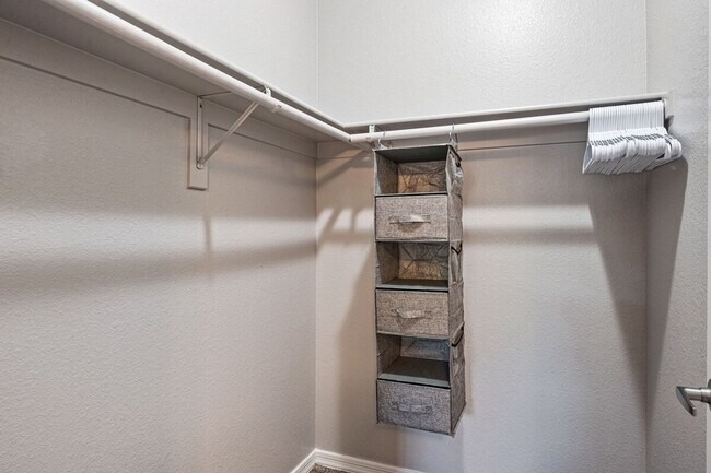 Building Photo - 2507 W Villa Rita Dr