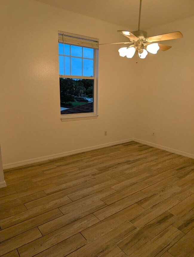 Building Photo - Charming 2BR Duplex in North Port