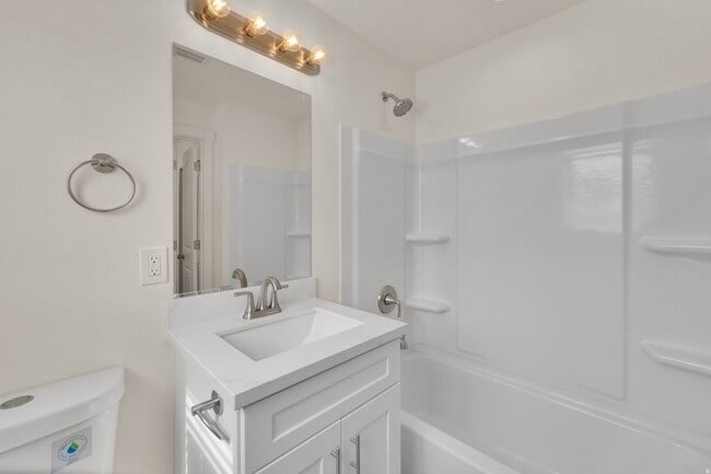 Building Photo - 7873 S Chadbourne Dr