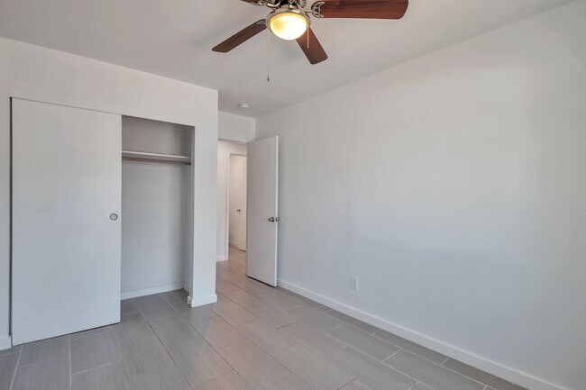 Building Photo - 5 Bedroom, 3 Bath, Pool, Remodeled