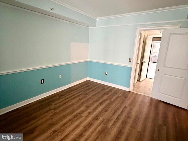 Building Photo - 555 Massachusetts Ave NW