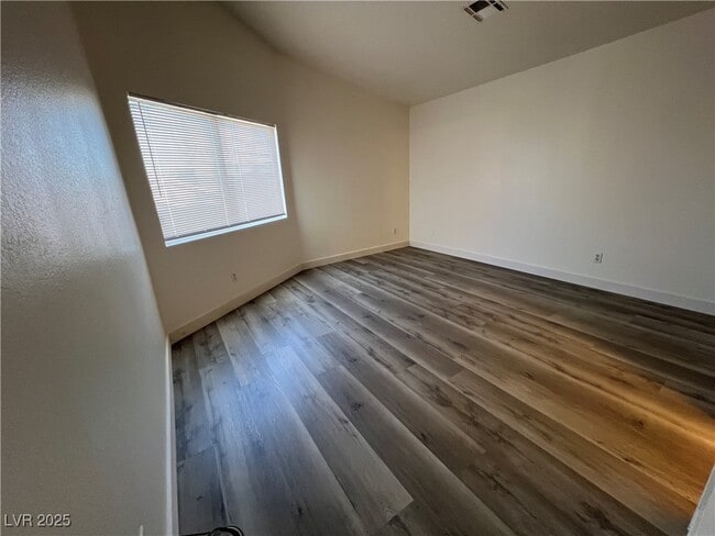 Building Photo - 8104 Hercules Dr