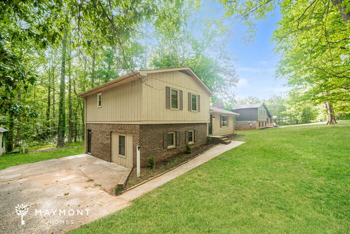 Building Photo - 25 Hyde Cir