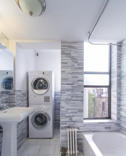 Building Photo - 219 E 23rd St