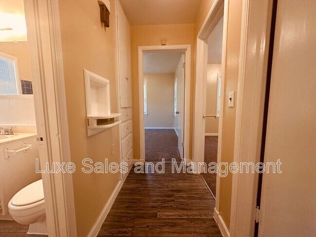 Building Photo - 3134 NW 49th St