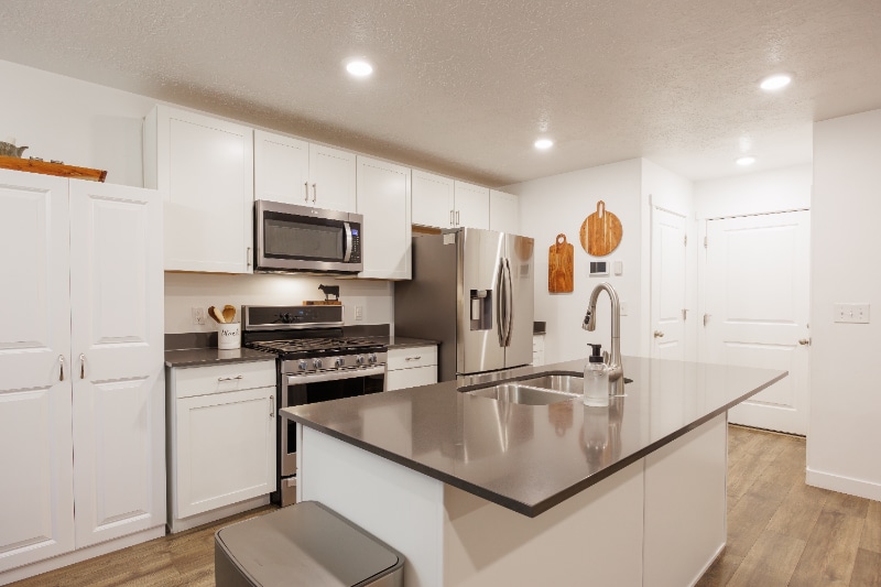 Building Photo - 1859 S 410 W