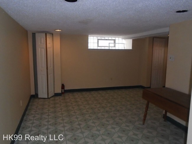 Building Photo - 6341 Horrocks St