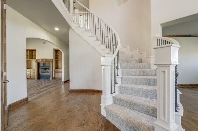 Building Photo - 22525 Lindy Terrace