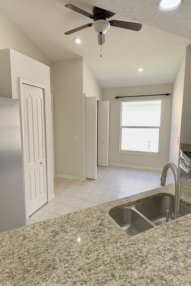 Building Photo - 4707 Wessex Way