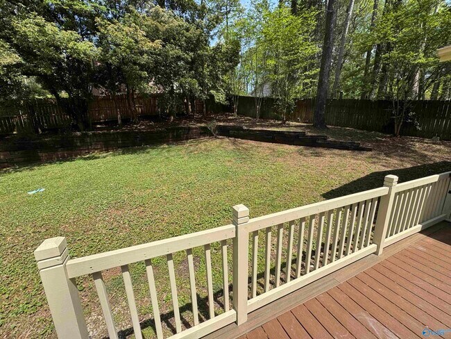 Building Photo - 295 Becky Dr