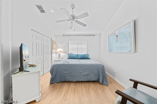 Building Photo - 10039 Poppy Hill Dr