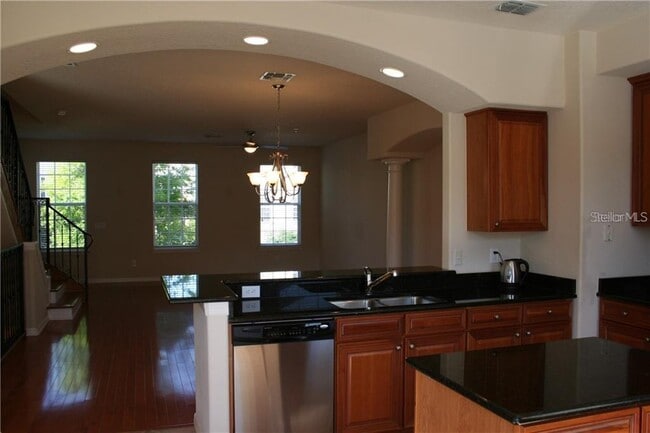 Building Photo - 1438 Chatfield Pl