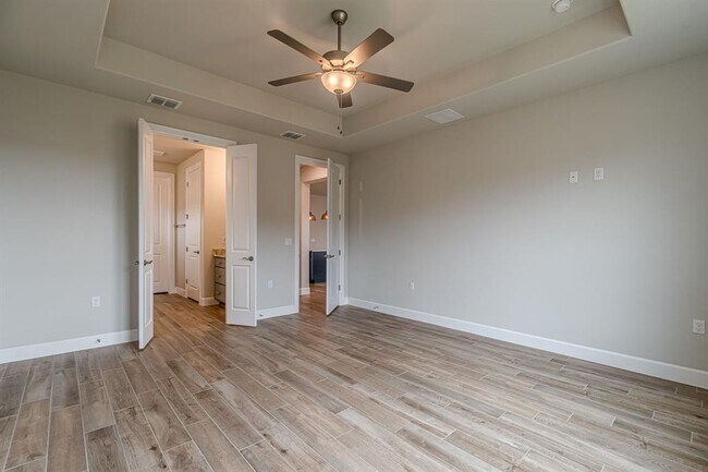 Building Photo - 1245 Dancing Oak Ln