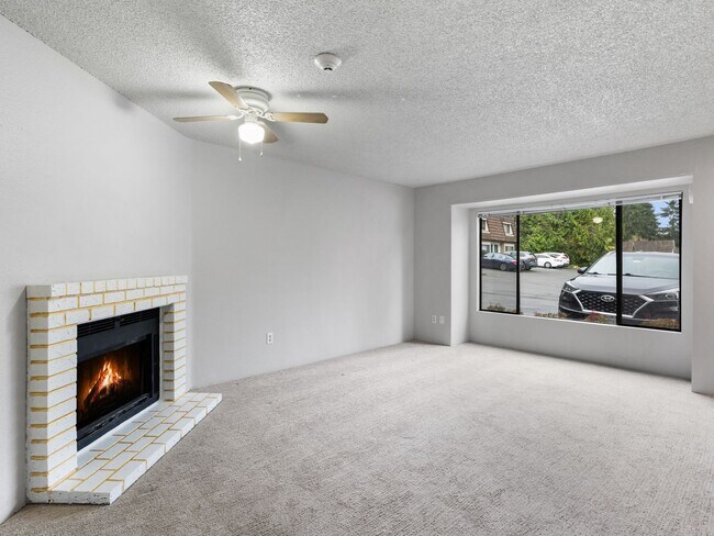 Building Photo - 6003