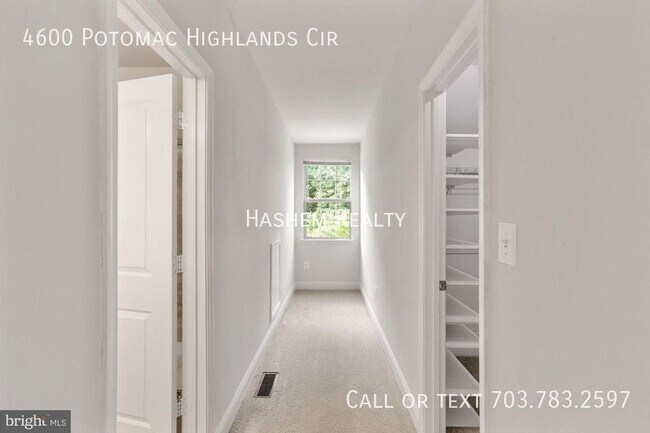 Building Photo - 4600 Potomac Highlands Cir