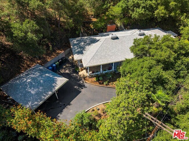 Building Photo - 11930 Briarvale Ln