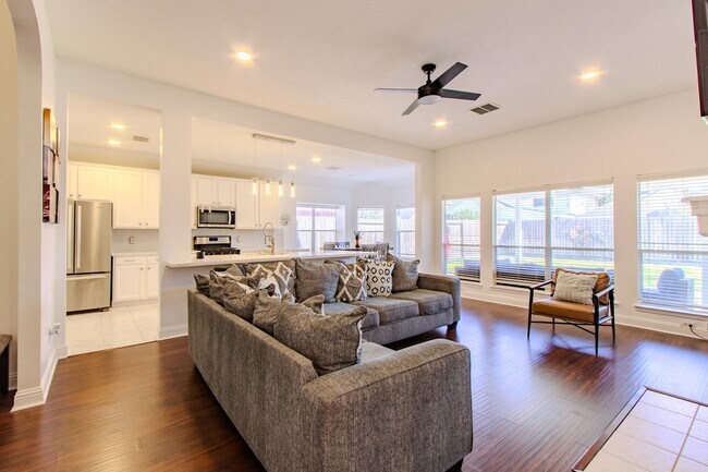Building Photo - 20922 Clovermeadow