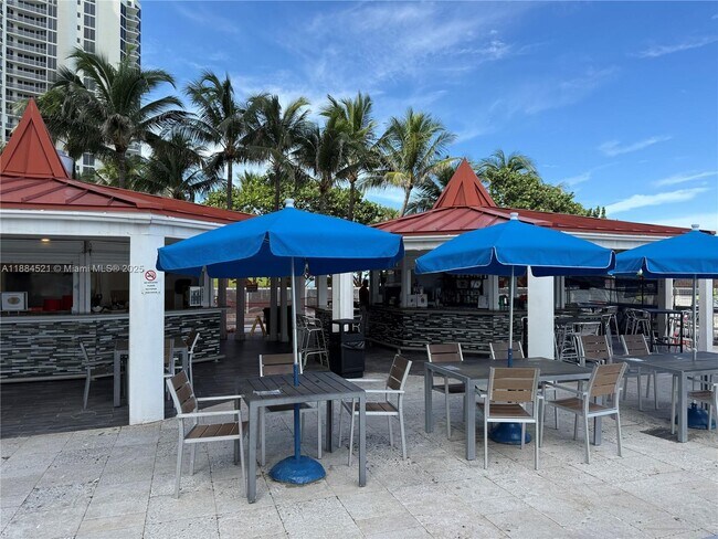 Building Photo - 19201 Collins Ave