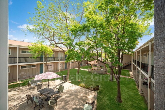 Building Photo - 255 E Rampart Dr