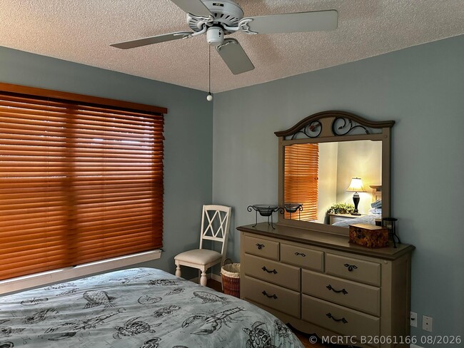 Building Photo - 2543 Bedford Mews Dr