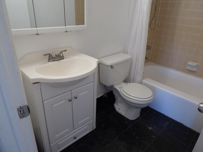 Bathroom - 214 Melrose Dr