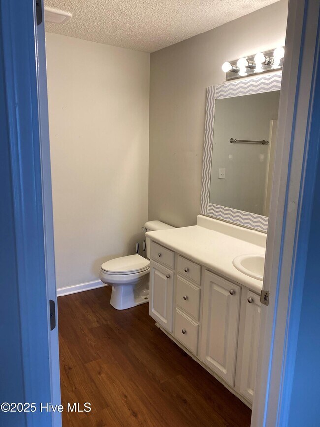 Building Photo - 5010 Hunters Trail