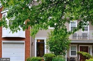 Building Photo - 110 Treymore Ct