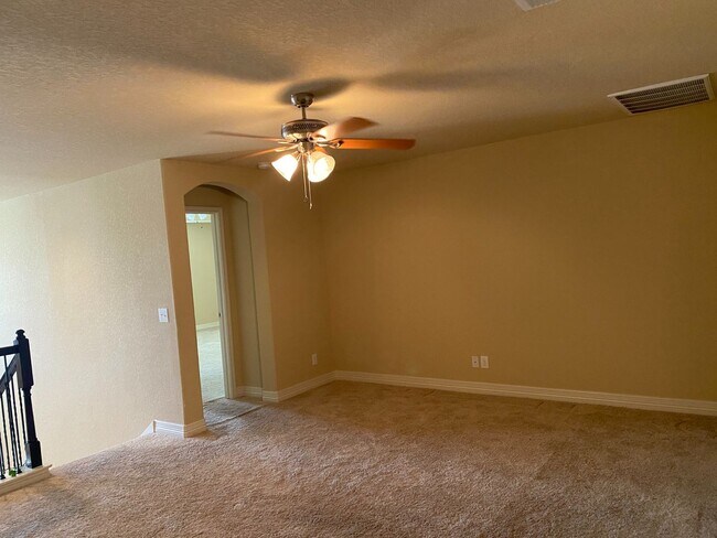 Building Photo - 3101 Christians Tee