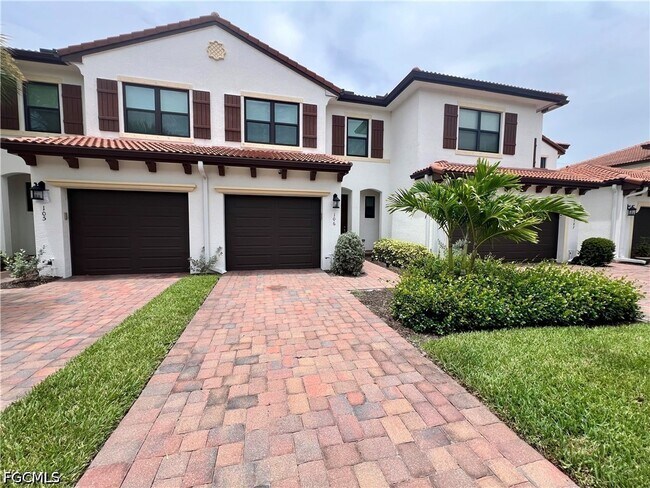 Building Photo - 15850 Portofino Springs Blvd