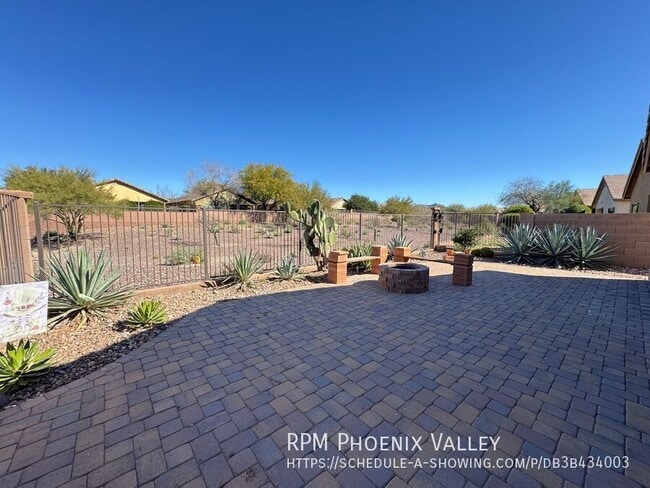 Building Photo - 1742 W Owens Way