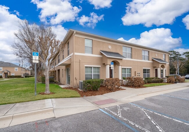 Building Photo - 391 Carina Cir