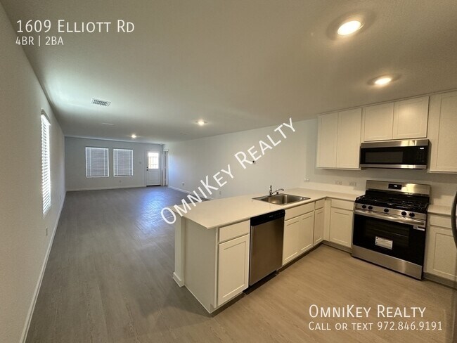 Building Photo - 1609 Elliott Rd