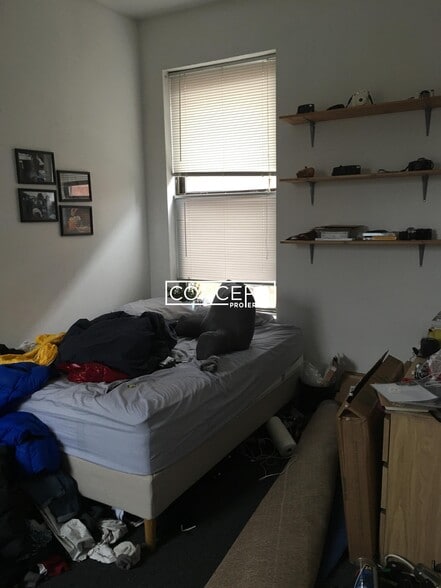 Building Photo - 168 Northampton St