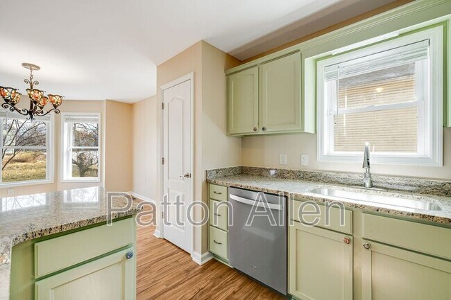 Building Photo - 56 Buffalo St