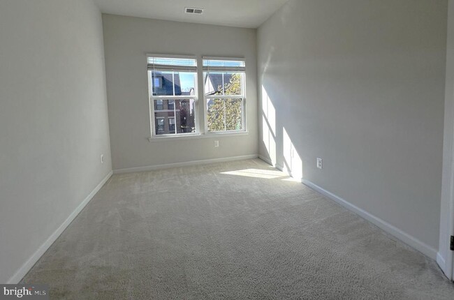 Building Photo - 22296 Philanthropic Dr