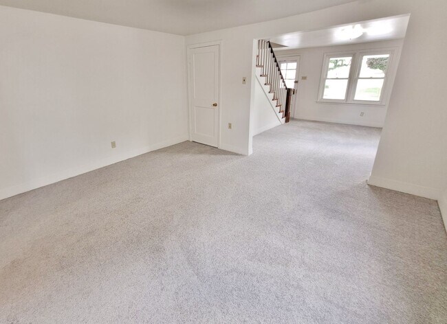 Building Photo - 51-53 E Forrest Avenue