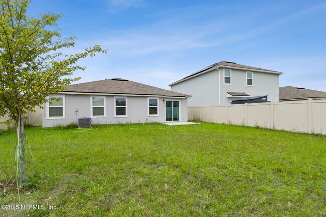 Building Photo - 12647 European Beech Rd