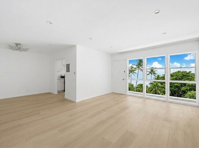 Building Photo - 337 Rexford Dr