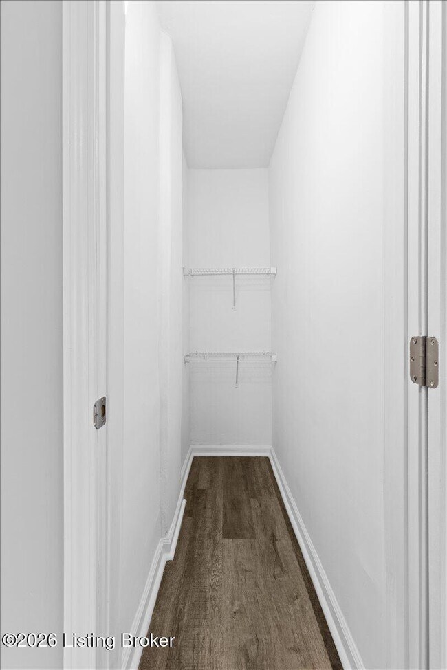 Building Photo - 1018 S 47th St