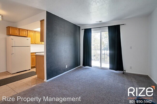 Building Photo - 4637 Quail Vista Cove