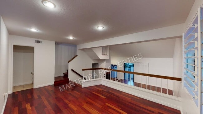 Building Photo - Beautiful 2-Bedroom, 2.5-Bathroom Townhome...