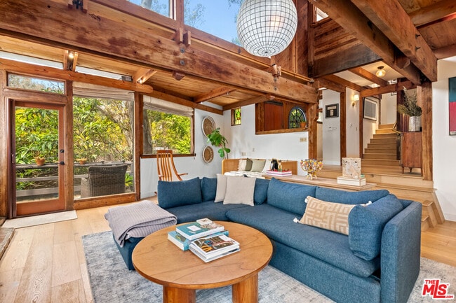 Building Photo - 516 Latimer Rd