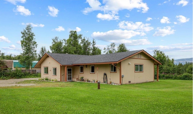 Building Photo - Incredible Mountain View home!