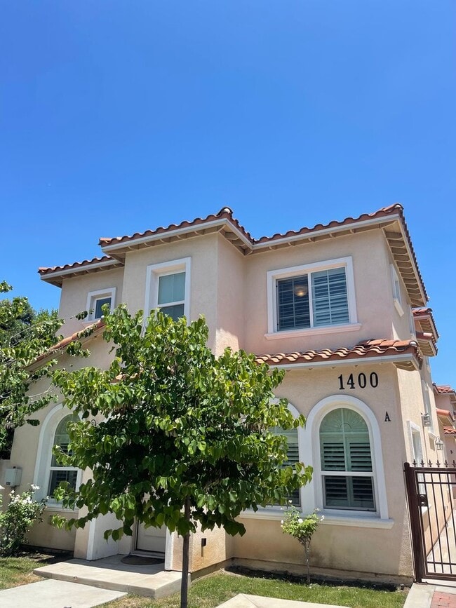 Building Photo - San Gabriel 3 beds 2.5 bathrooms for lease